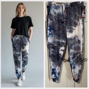 NWT BBJ Active & Beyond Blue Tie-Dye Joggers Sweatpants Large
